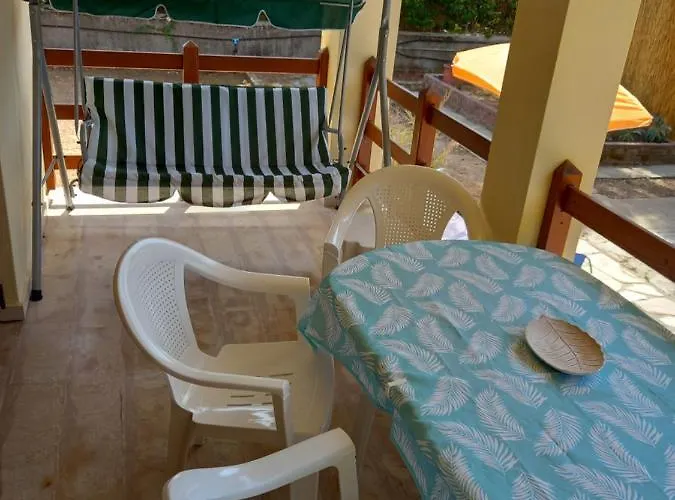 Lemon Garden בית נופש אגיוס גיורגיוס