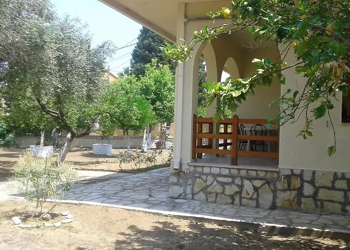 Lemon Garden Агиос-Георгиос