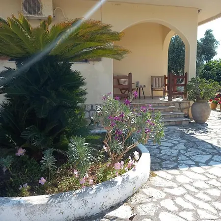Lemon Garden Holiday home *