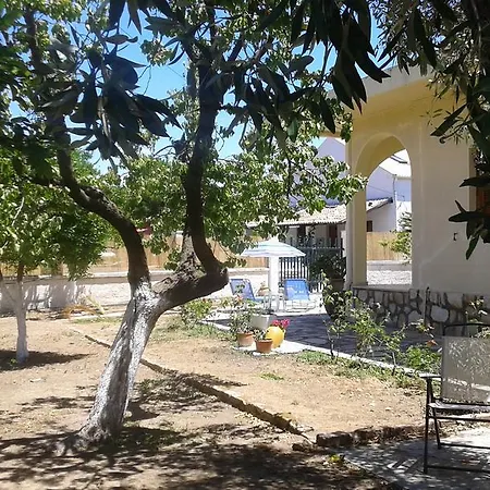 Lemon Garden Holiday home *